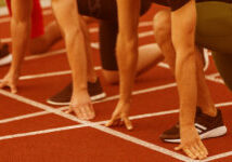 Análise da concorrência - corredores em posição de largada